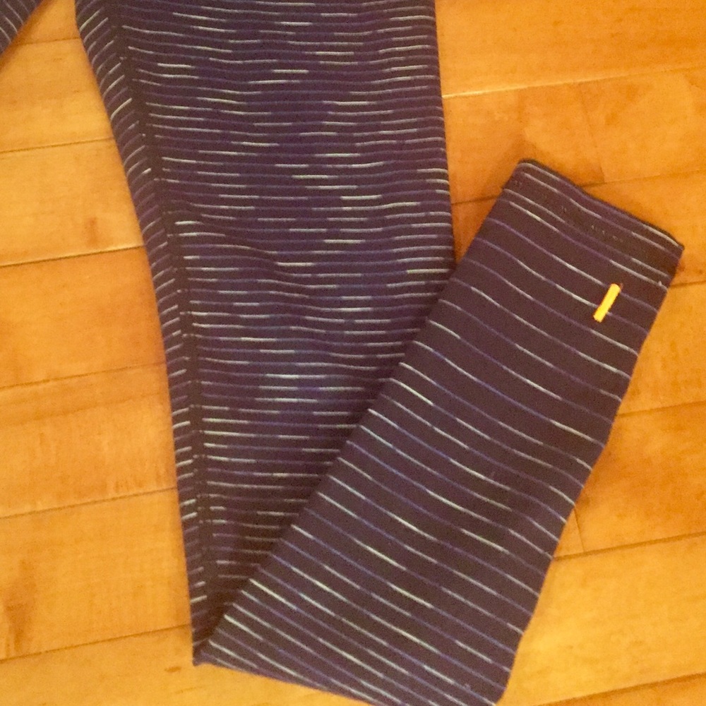 Lucy yoga pants 7/8 length